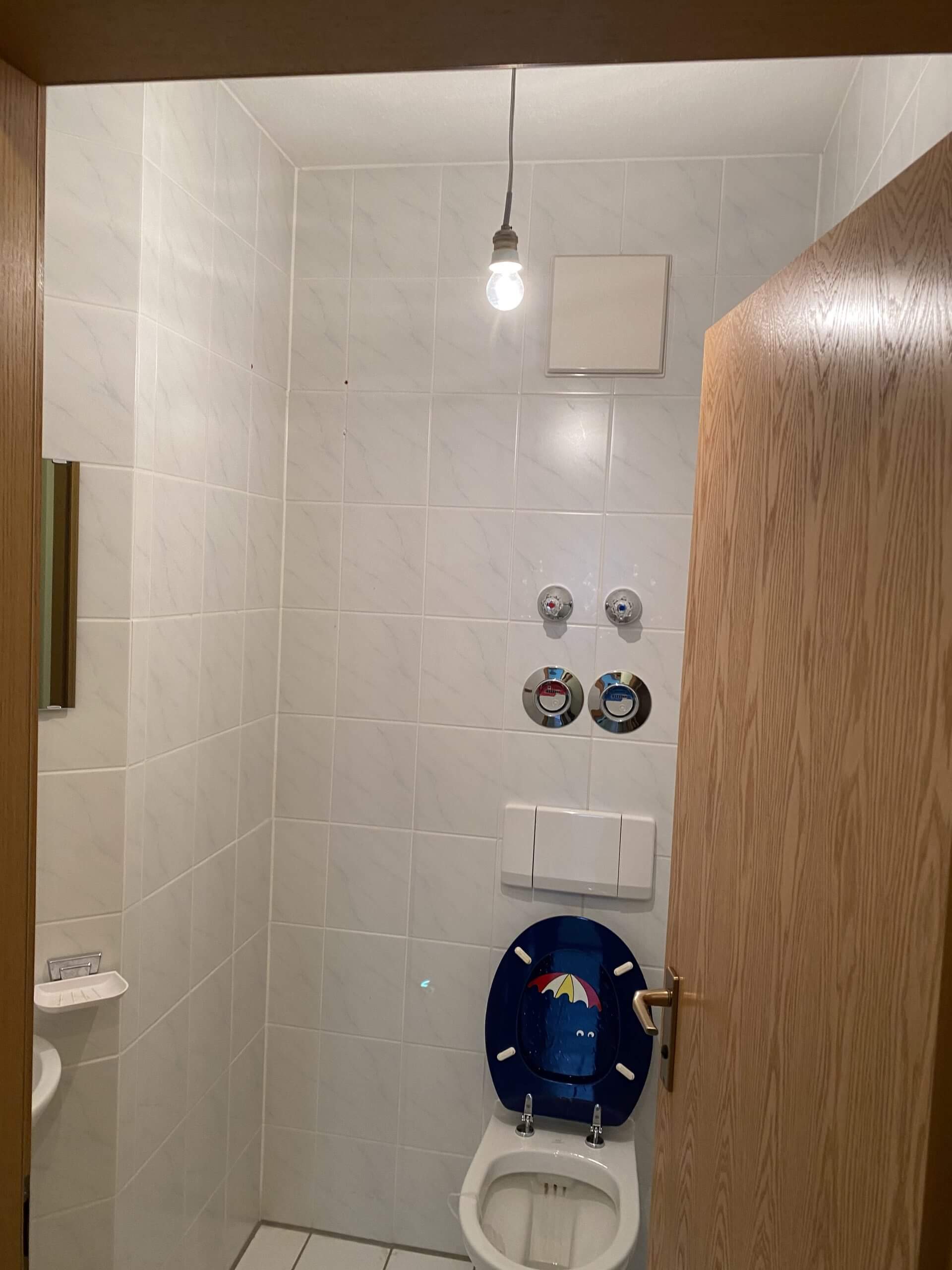 Wohnungssanierung Augsburg – Wandfliesen Bad