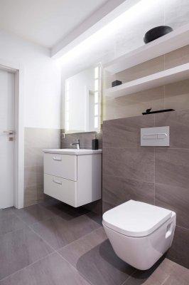 Sanitärarbeiten in Augsburg – barrierearme Dusche und Wasserinstallation